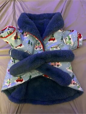 Blue Plush Lined bathrobe with Holiday Camper Print